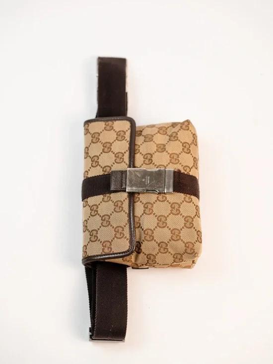 Gucci Tan & Brown GG Canvas Belt Bag with Metal Clasp - Picture 5 of 8